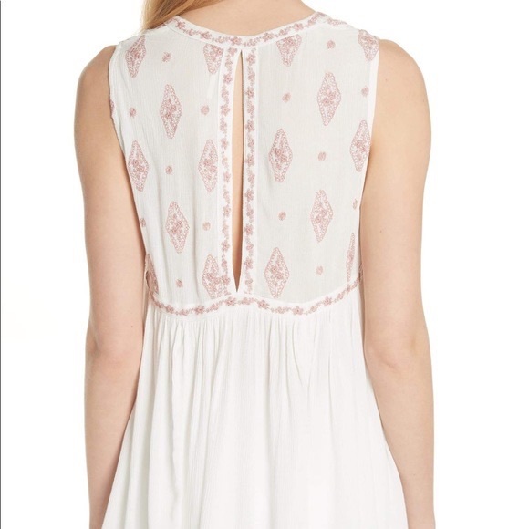 Free People Sleeveless Diamond Embroidered Top NWT. Size XS - Picture 6 of 12